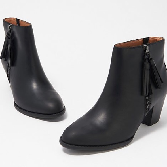 Vionic Shoes - Vionic Madeline Boots
